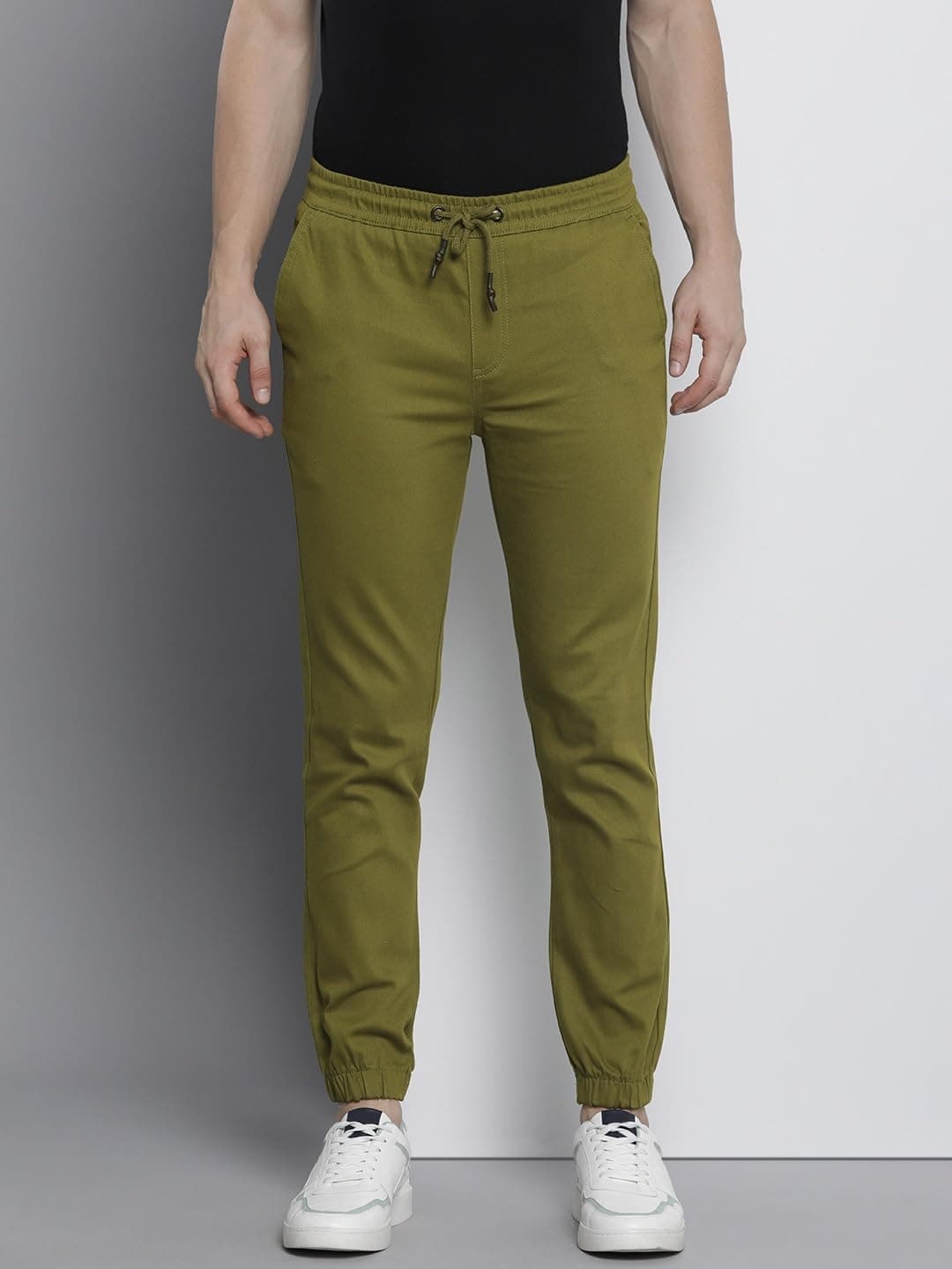 THE Indian Garage CO Men Chinos