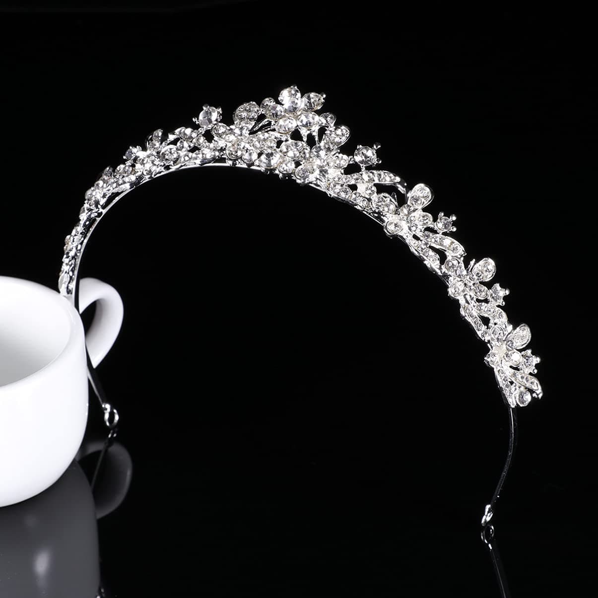 Flower Rhinestone Crown Queen Crown Tiara Rhinestone Tiara Headpieces Luxury Wedding s Tiaras for Bride Wedding Drama Cosplay Prom