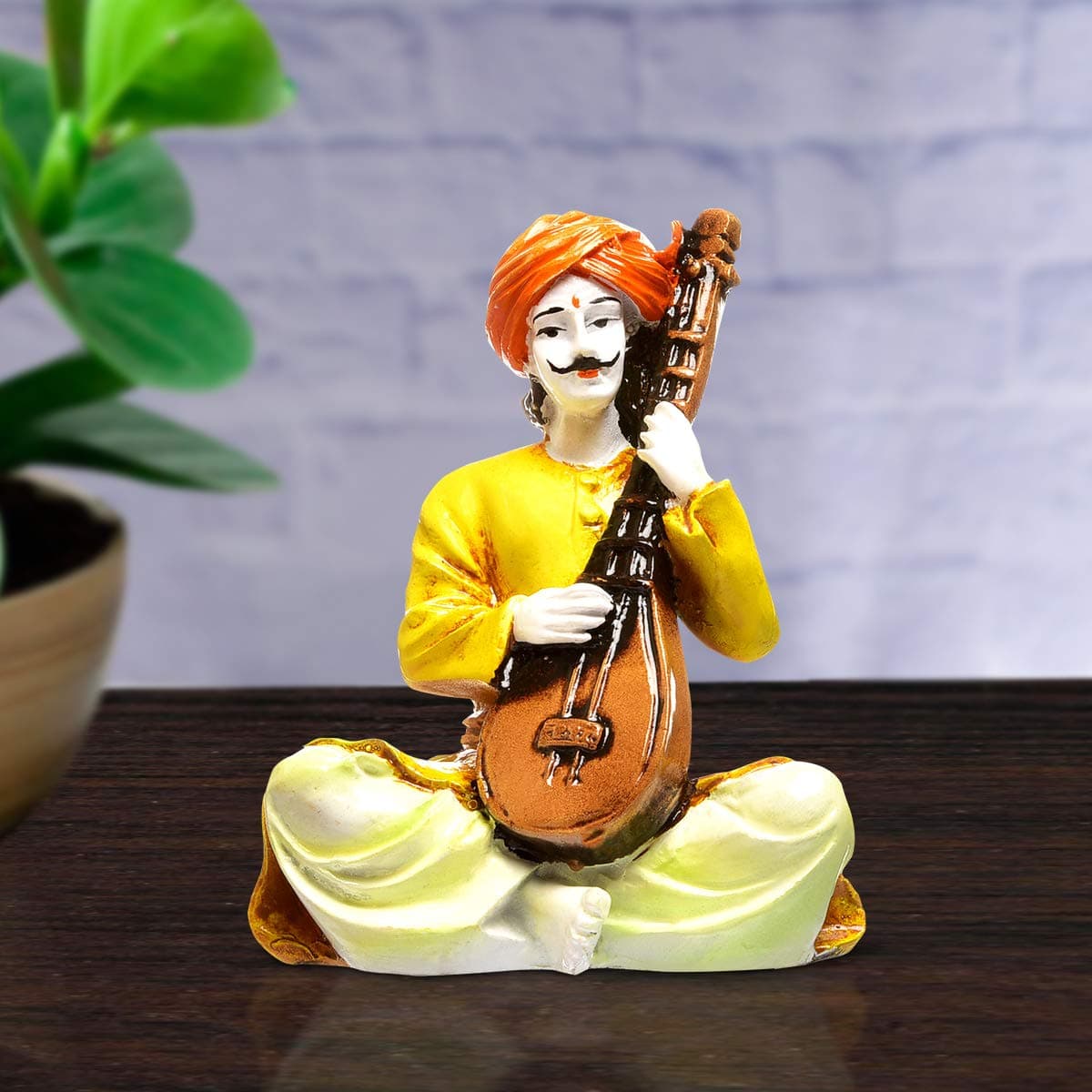 Karigaari India Polyresine Rajasthani Man Playing Veena (Multicolor, Standard)