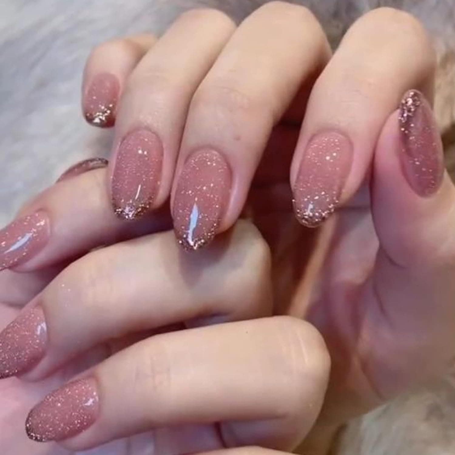 Kriga 24 Reusable Artificial Fake Nail Set| Pink Glitter Tip Medium Oval Shape Glossy Press On Nails| Lightweight & Long Lasting| Quick Fix For Festivals & Special Occasions