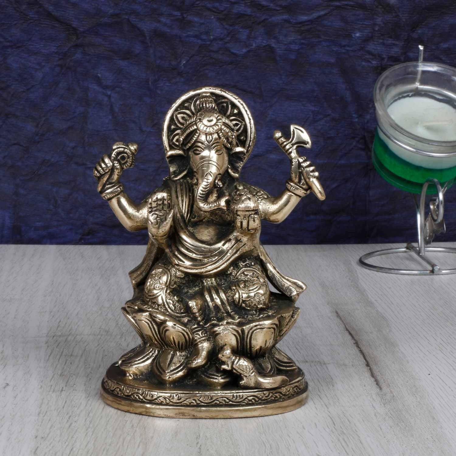 ARTVARKO Brass Ganesha Sitting on Lotus Ganesh Ganpati Murti Metal Statue for Home Office Entrance Decor Diwali Pooja 5 Inches