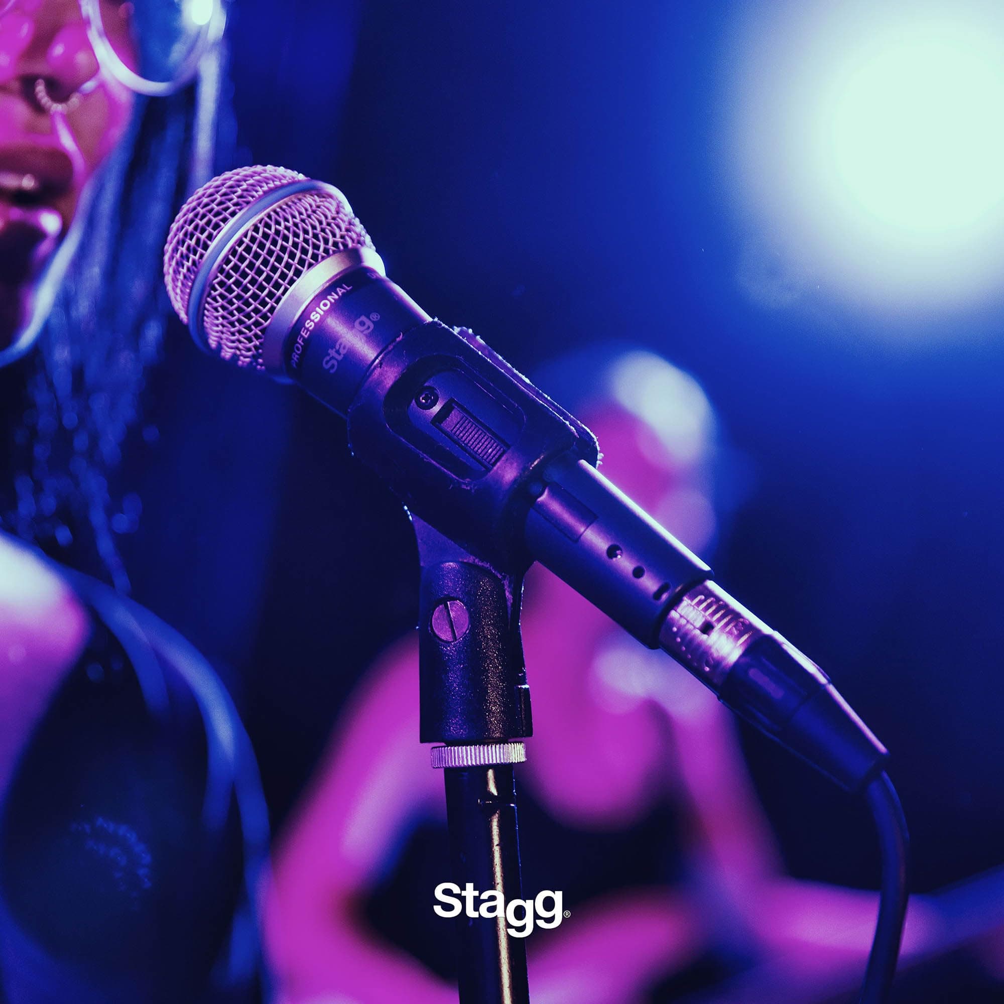Stagg Wireless Microphone, Sdm60, Professional Cardioid Dynamic with Cartridge Dc164, with Cable