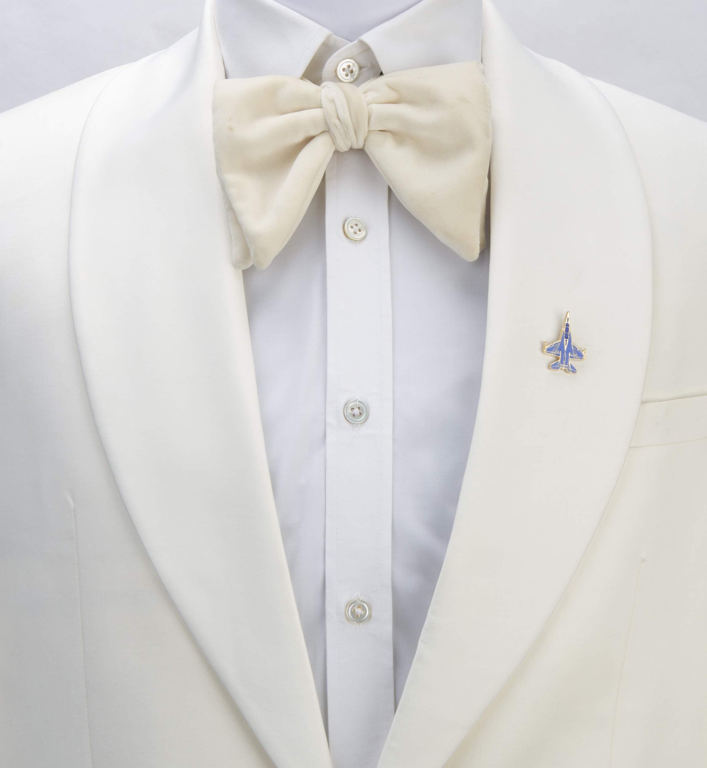 Knighthood Blue Fighter Jet Aircraft Lapel Pin Badge Coat Suit Jacket Wedding Gift Party Shirt Collar Accessories Brooch