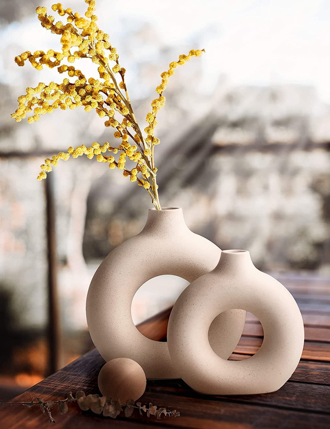 Farkraft Ceramic Donut Vase, Flower Vase Donut Ceramic Vases Pampas Grass Vase, Vase Home Decor Centrepiece Decor for Home, Gifts and Home Decor Items (Set of 2, Size : 6 & 8 Inches, Off White)