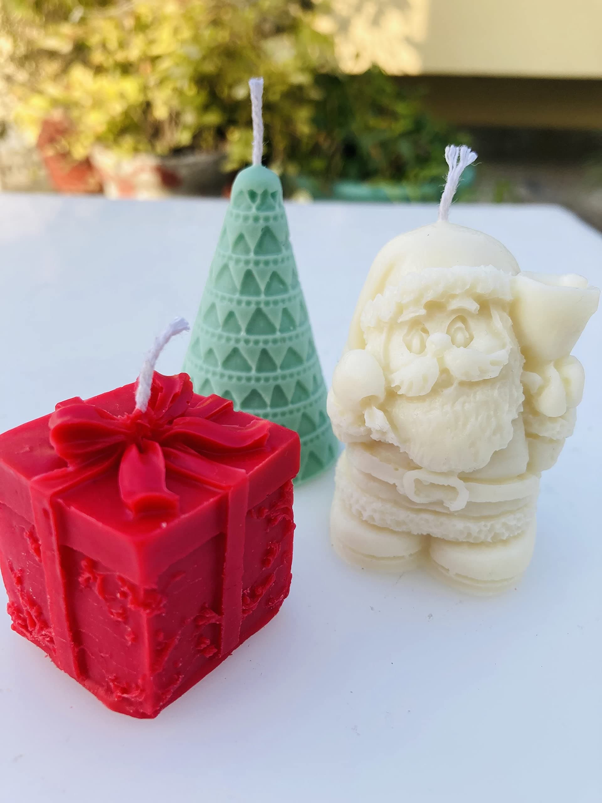 Yellow Petal Christmas Scented Wax Candle | Xmas Candle | Santa, Gift & Tree | Pack Of 3