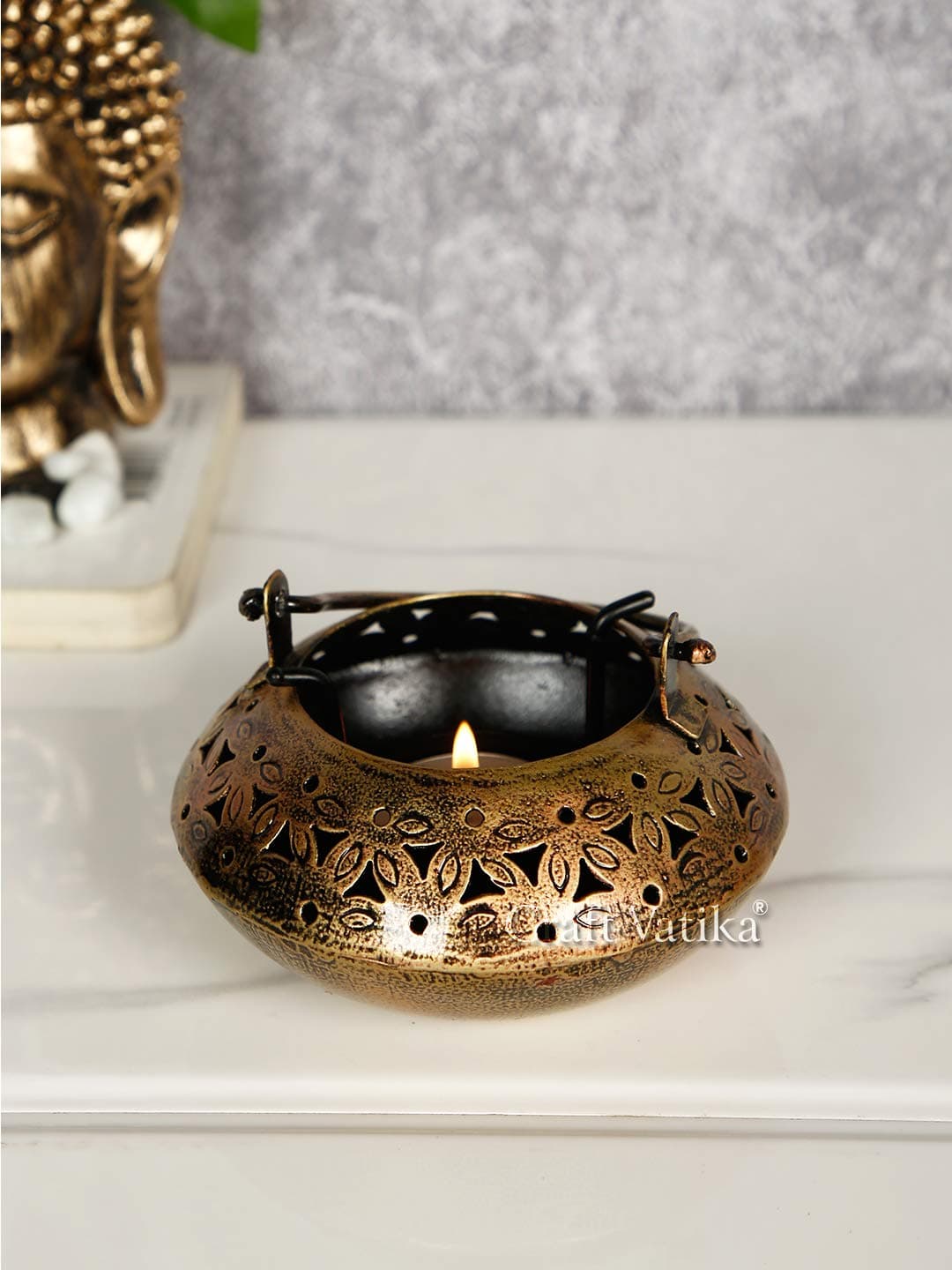 CraftVatika Metal Degchi Tealight Candle Holder Tea Light Candle Stand Holders Home Decoration Items for Living Room