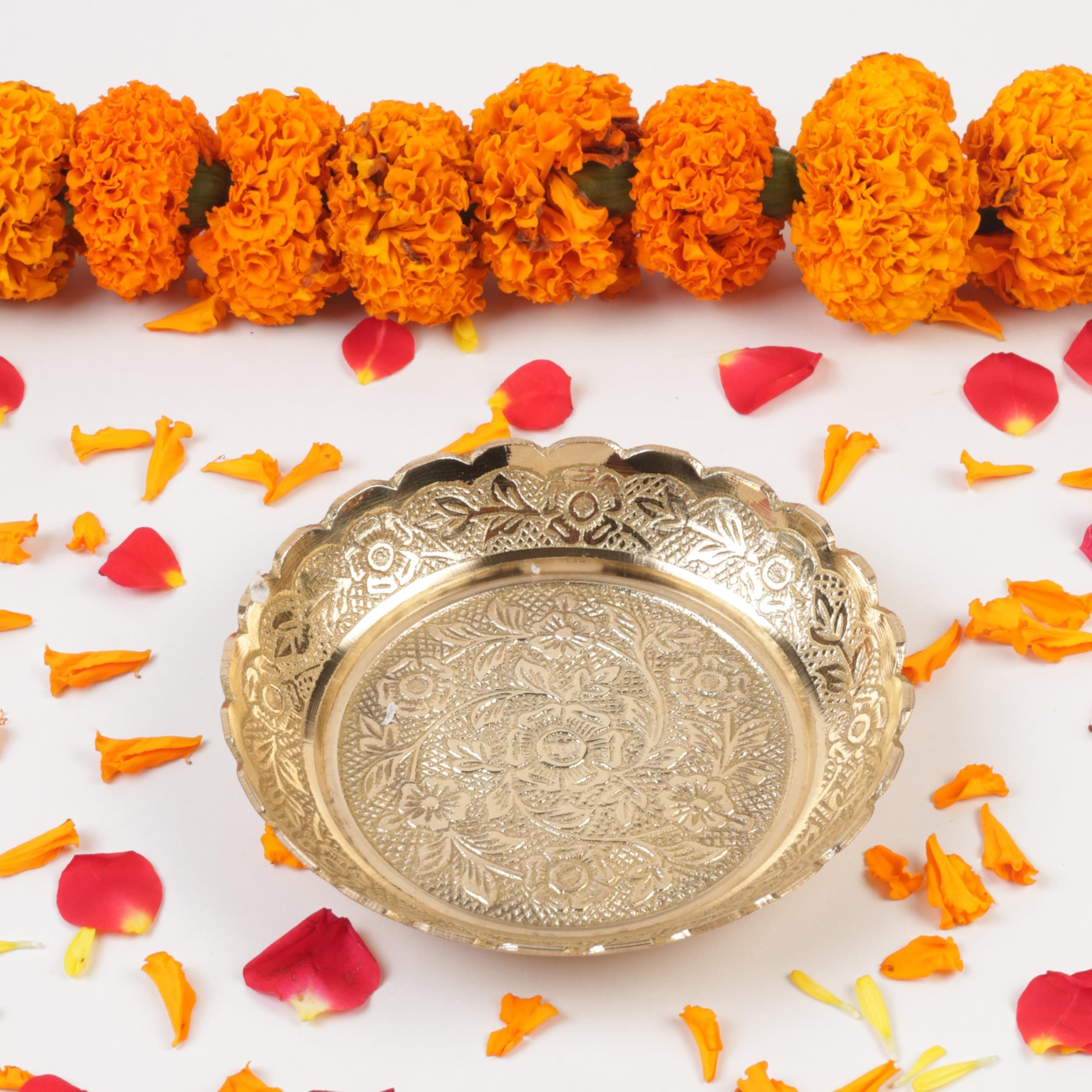 Klassic Brass Puja Thali/Bhog Thali with Flower Embossed Design for Mandir Home & Temple Decoration & Gifting (Gold, 4.25 Inch Diameter), 1 Pcs