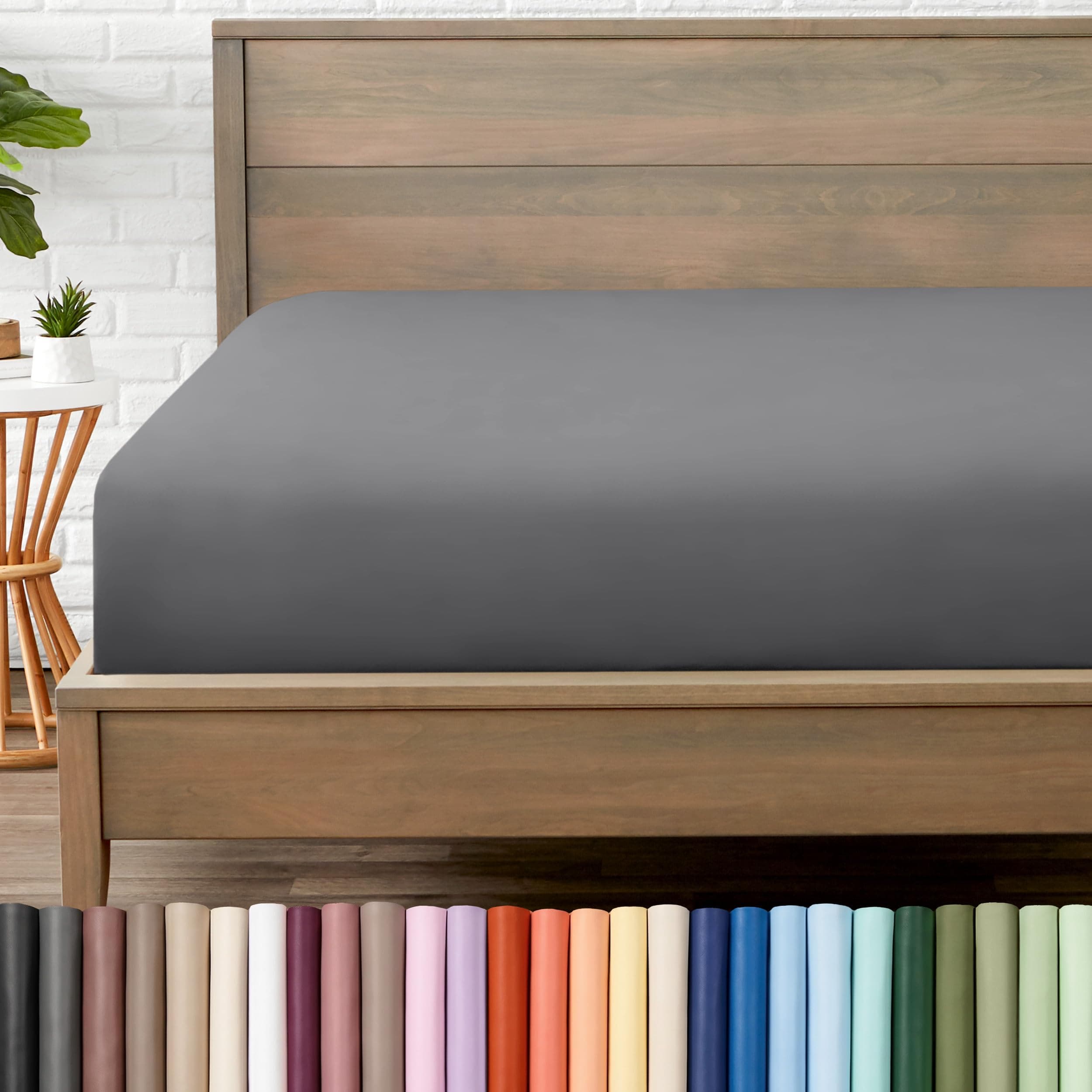 King, Grey : Fitted Bottom Sheet Premium 1800 Ultra-Soft Wrinkle Resistant Microfiber, Hypoallergenic, Deep Pocket (King, Grey)