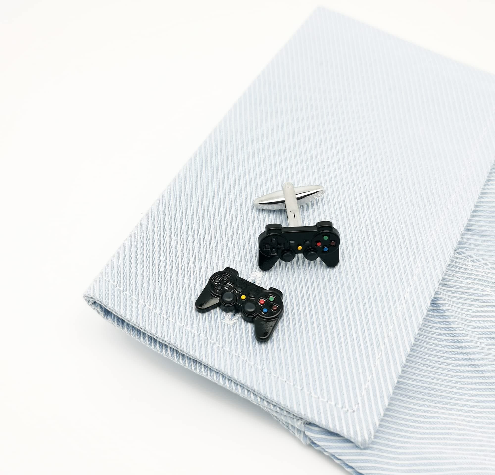Jonwo Video Game Controller Cufflinks for Men Classic Tuxedo Shirt Buttons Cuff Links For Business Wedding Daily Shirts In Gift Box