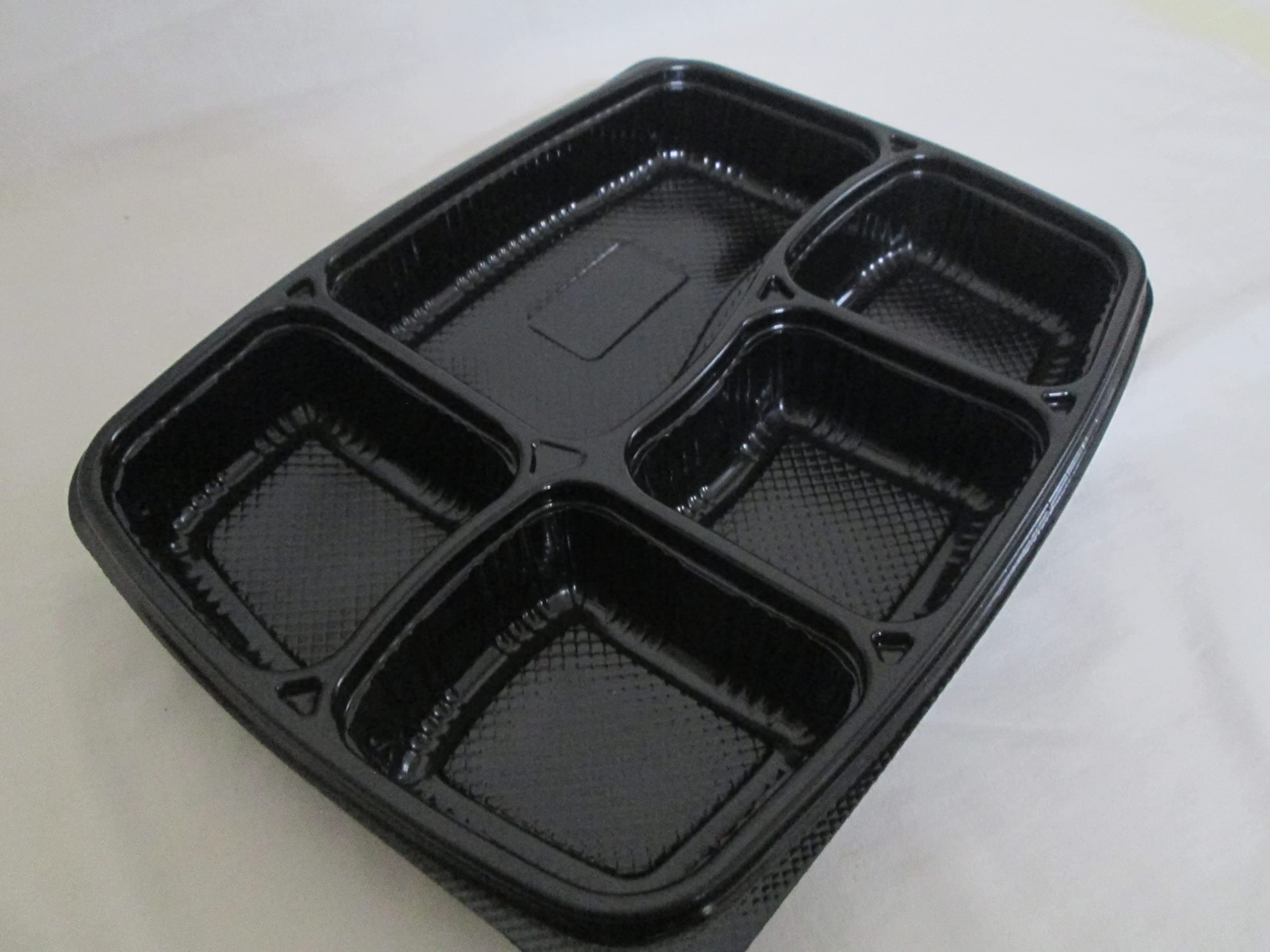 SGE Shopping Meal Tray with lid Set of 25 Microwave Safe 5 Compartment Plates for Dinner, Lunch,nUnbreakable Made of 100% BPA Free Food Grade Virgin Plastic Black