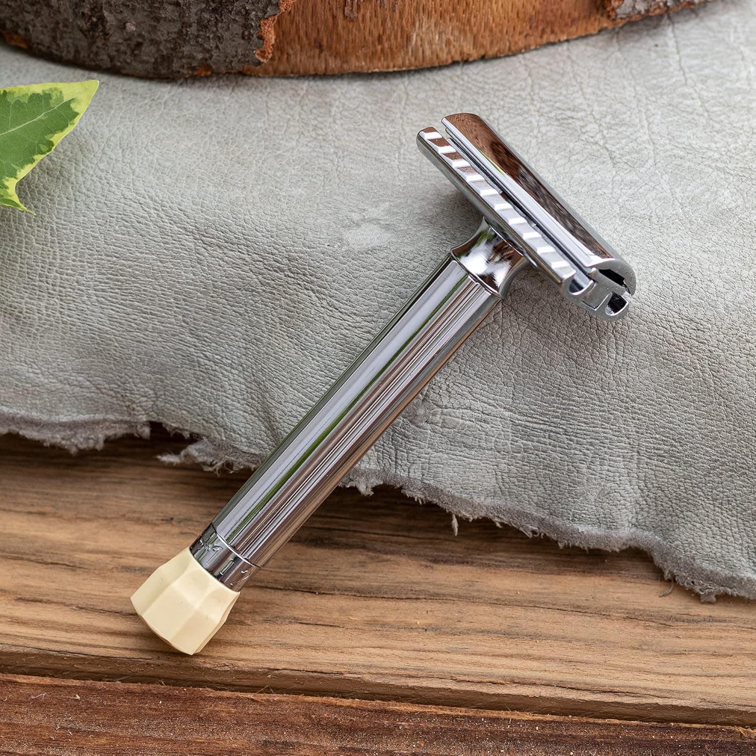 MERKUR Progress 500 Adjustable Double Edge Safety Razor - Standard Handle Adjustable Razor With Dial Made in Germany Plastic-Free Closed Comb Straight Bar (510001 - Long Handle)