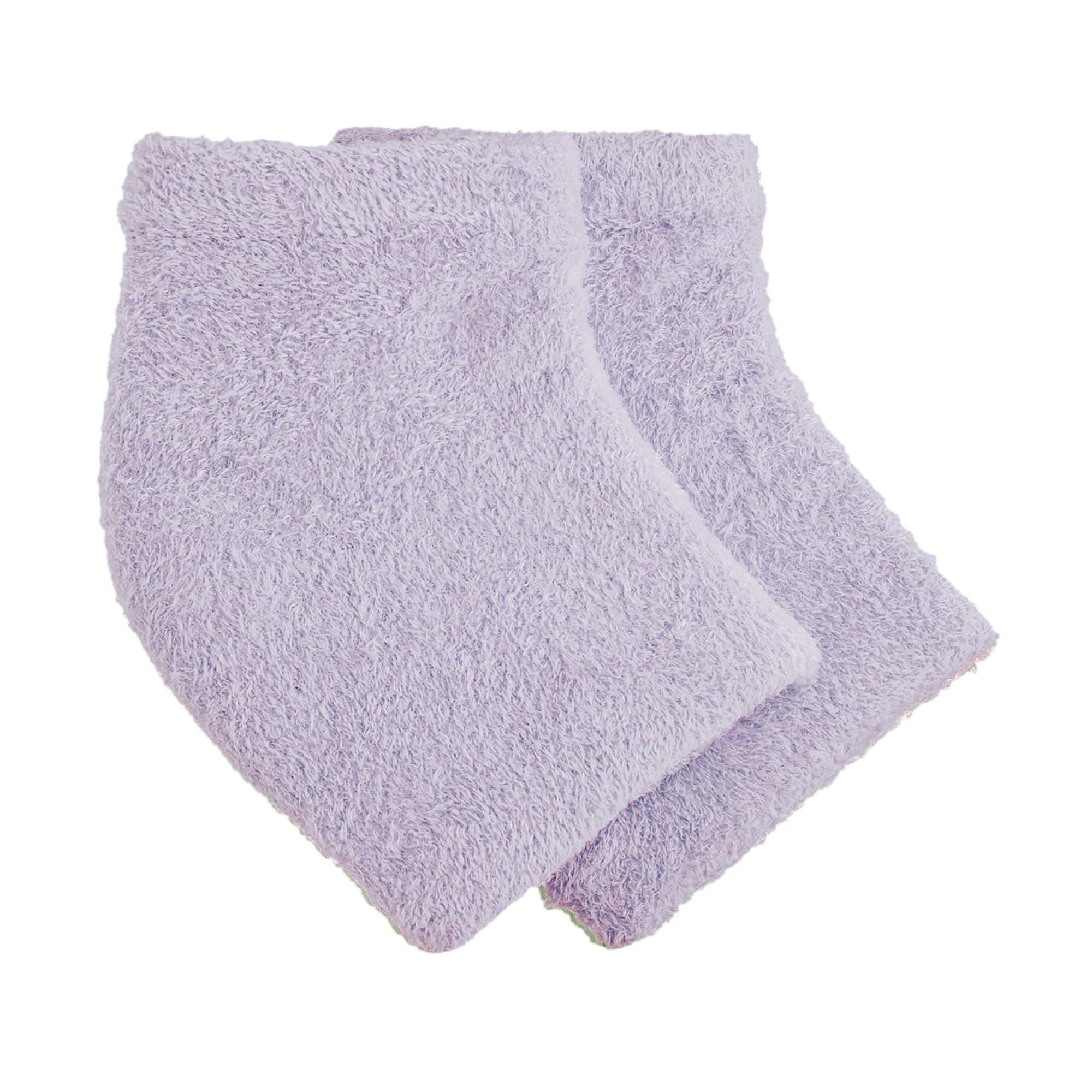 Voesh Moisturizing Heel Socks Infused with Jojoba Oil & Olive Oil | One Size Fits Most | Ultra Soft & Fuzzy | Soothes and Moisturizes.