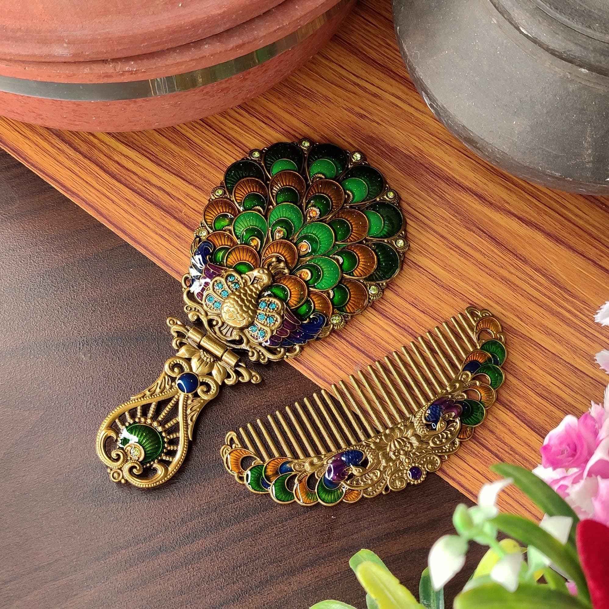 Vemlons Antique Peacock Hand Mirror and Comb Set for Girls - Beautiful Handicraft Compact Mirror