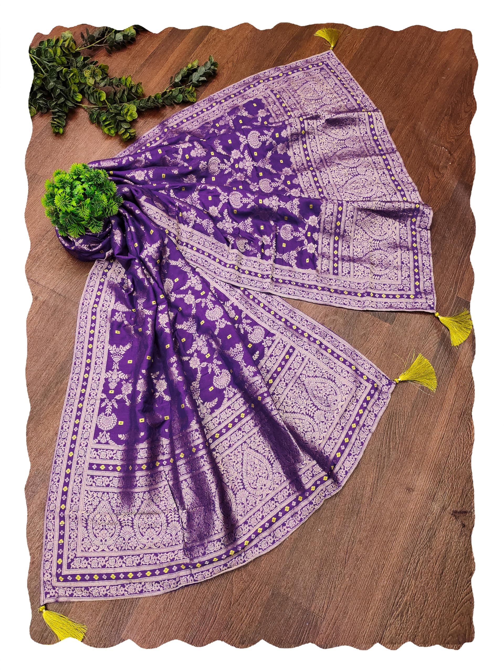 TRENDMALLS Women's Banarasi Silk Ethnic Motiff Design Dupatta
